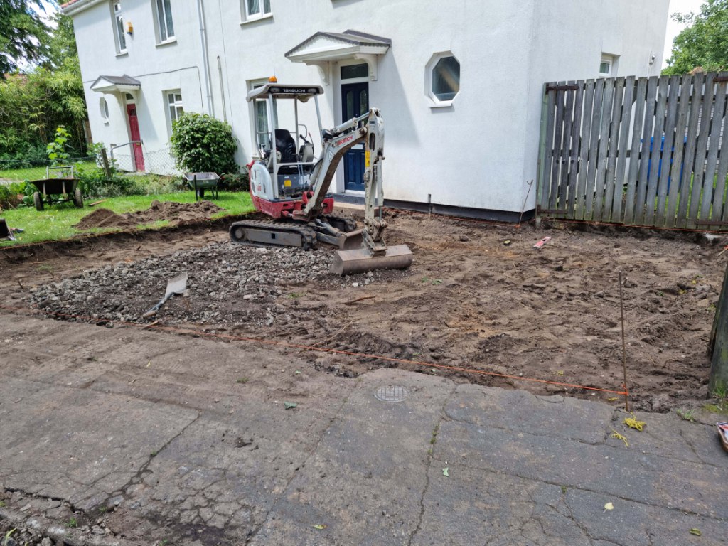 This is a photo of a dig out being carried out by Earls Barton Driveways in preparation for a block paving driveway